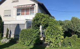 Schöne 80qm Ferienwohnung in ruhiger Lage